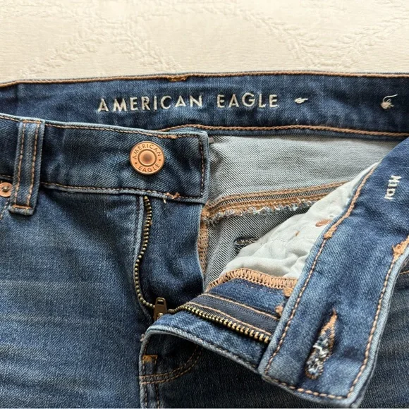 American Eagle Outfitters Classic Blue Jean Shorts - Picture 3 of 3